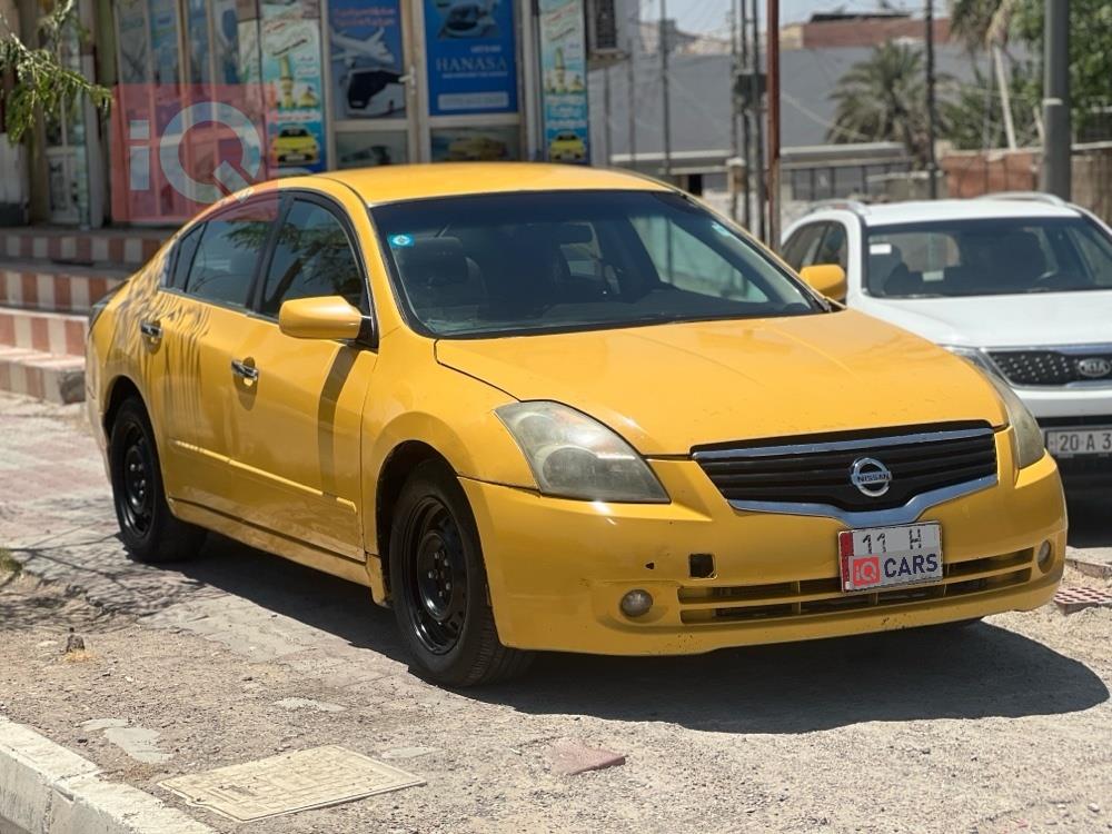 نيسان ألتيما